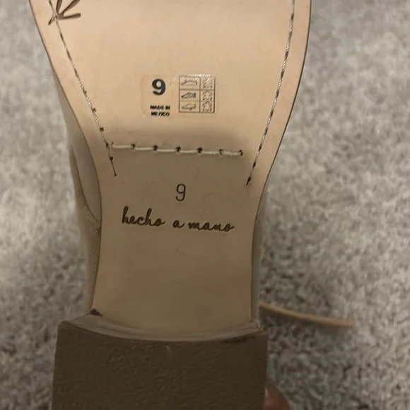 Beek Songlark Ankle Boots Stone Taupe Suede Lace Up Stacked Block Heel
